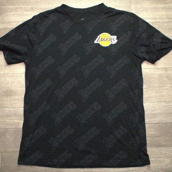 NBA Los Angeles Lakers All-Over Print Short Sleeve Black T-Shirt Men's Size S - Picture 1 of 3
